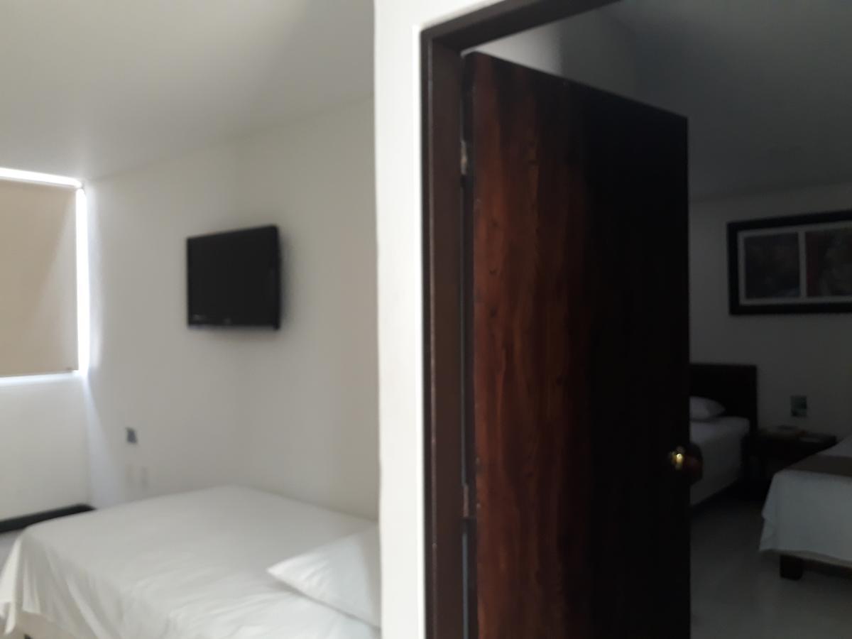 Hotel Hacaritama Ocaña エクステリア 写真
