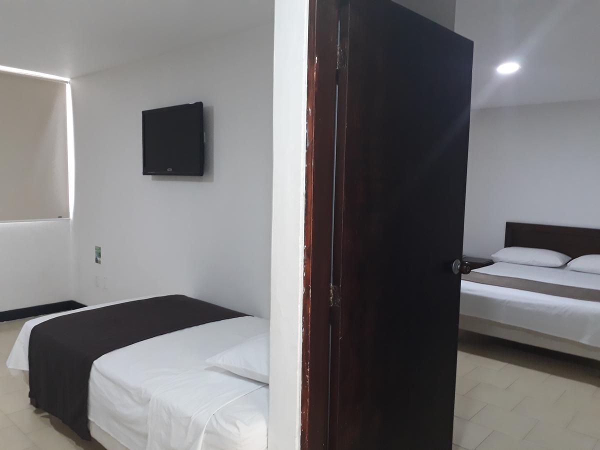 Hotel Hacaritama Ocaña エクステリア 写真